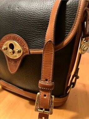 Vintage Dooney and Bourke Large R7 Spectator Crossbody Cavalry Bag